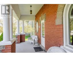 484 QUEEN STREET - 7