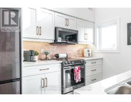 7 - 3192 VIVIAN LINE 37 LINE - 11