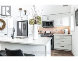 7 - 3192 VIVIAN LINE 37 LINE - 16