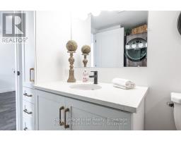 7 - 3192 VIVIAN LINE 37 LINE - 20