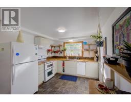 21 SOUTHVALE ROAD - 19