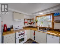 21 SOUTHVALE ROAD - 20