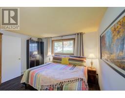 21 SOUTHVALE ROAD - 23