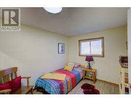 21 SOUTHVALE ROAD - 24