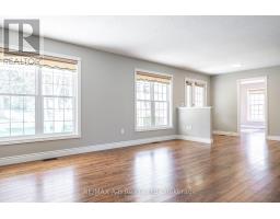 466 WATER STREET S - 8