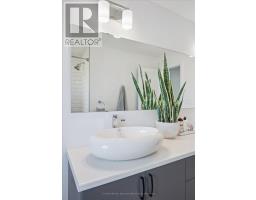 74 GELLERT DRIVE - 33