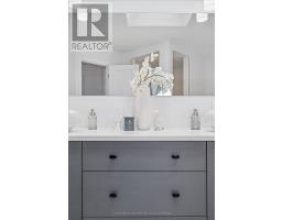 74 GELLERT DRIVE - 36