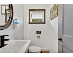 34 QUEEN AVENUE - 14