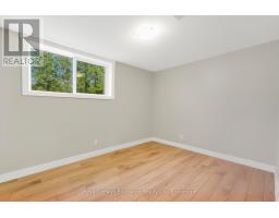 34 QUEEN AVENUE - 45