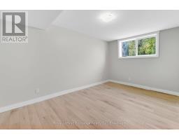 34 QUEEN AVENUE - 47