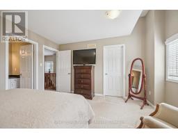 E18 - 6 UPPER MERCER STREET - 12