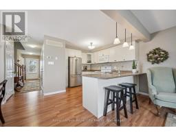 E18 - 6 UPPER MERCER STREET - 5