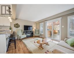 E18 - 6 UPPER MERCER STREET - 8