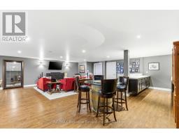 74764 ELM CRESCENT - 27