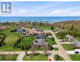 74764 ELM CRESCENT - 44