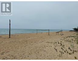 74764 ELM CRESCENT - 49