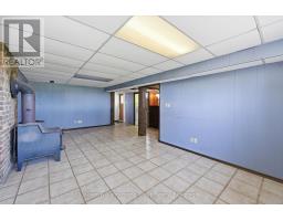 1233 5 HIGHWAY W - 25