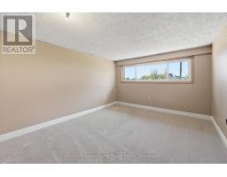 1233 5 HIGHWAY W - 28