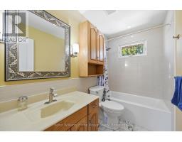 1233 5 HIGHWAY W - 6