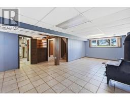 1233 5 HIGHWAY W - 7