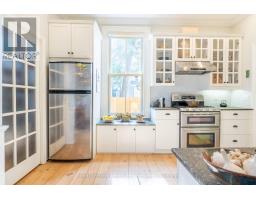 154 ONTARIO STREET - 10