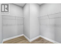 13 - 275 JAMES STREET S - 31