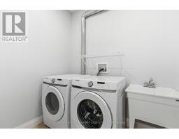 13 - 275 JAMES STREET S - 33