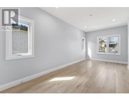 13 - 275 JAMES STREET S - 37