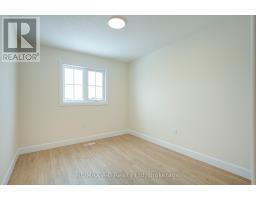 30 LINDA DRIVE - 22
