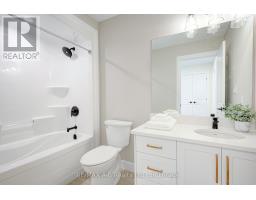 30 LINDA DRIVE - 24