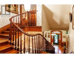 41 MAIN STREET S - 18