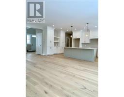8 THIMBLEWEED DRIVE - 14