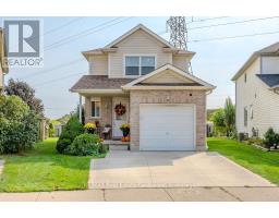 128 HENHOEFFER CRESCENT - 1