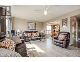128 HENHOEFFER CRESCENT - 10