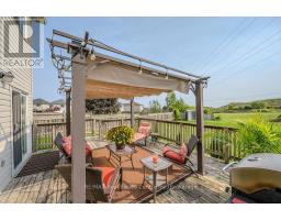 128 HENHOEFFER CRESCENT - 36