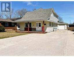 581 INKERMAN STREET E - 2