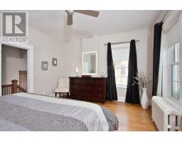 410 MAIN STREET W - 32
