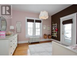 410 MAIN STREET W - 33