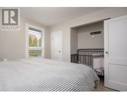 47 WEST WILLIAM STREET - 25
