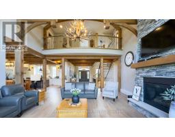 4640 LAKESHORE ROAD - 11