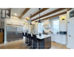 4640 LAKESHORE ROAD - 14
