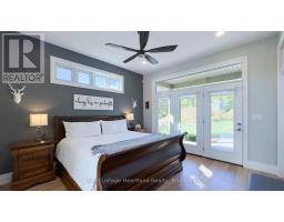 4640 LAKESHORE ROAD - 20