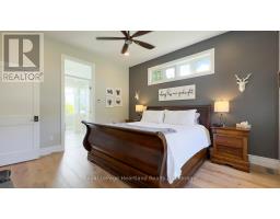 4640 LAKESHORE ROAD - 21