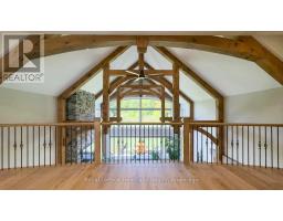 4640 LAKESHORE ROAD - 26