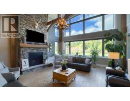 4640 LAKESHORE ROAD - 8