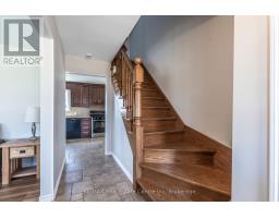 68 HILLVIEW DRIVE - 11