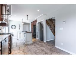 68 HILLVIEW DRIVE - 18