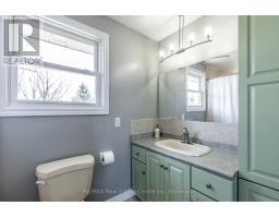 68 HILLVIEW DRIVE - 29