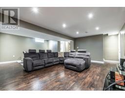 68 HILLVIEW DRIVE - 32