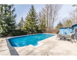 68 HILLVIEW DRIVE - 37